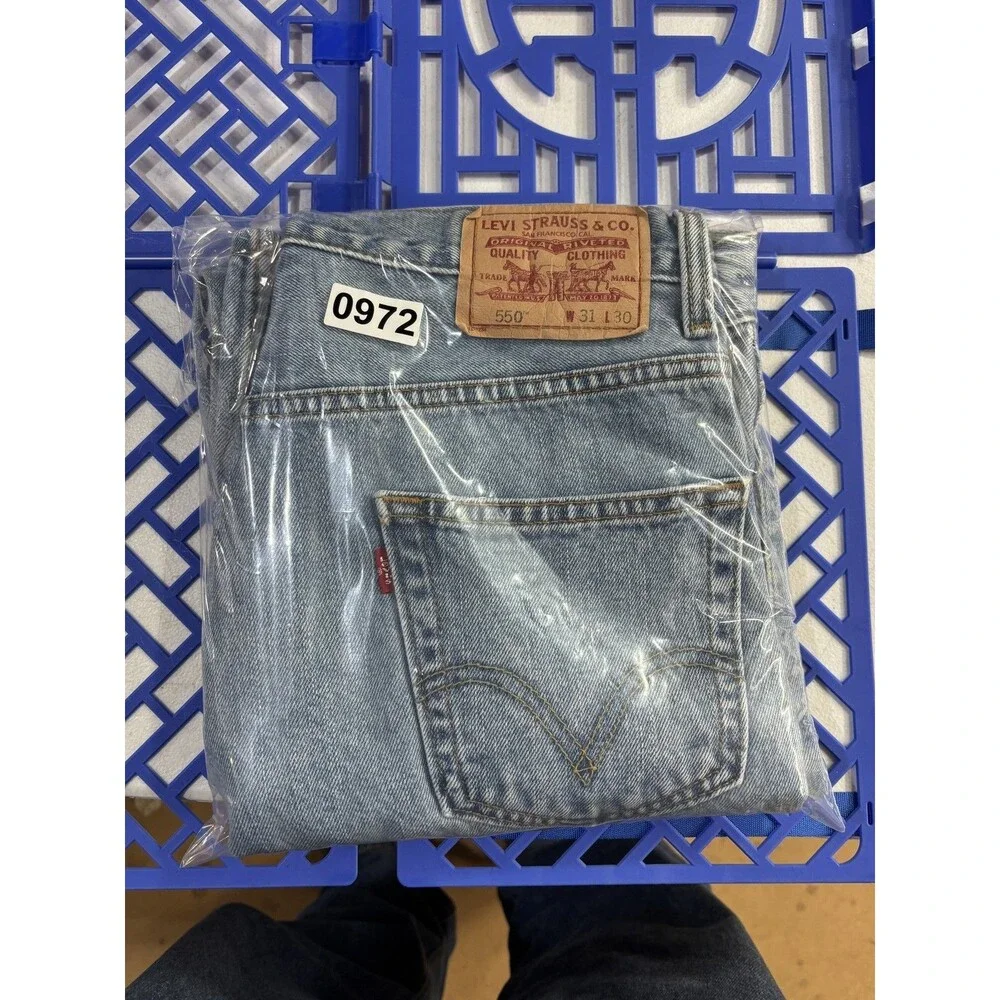 Levi's 550 Relaxed Fit Men's Jeans W31 L30 Light Wash Blue Denim